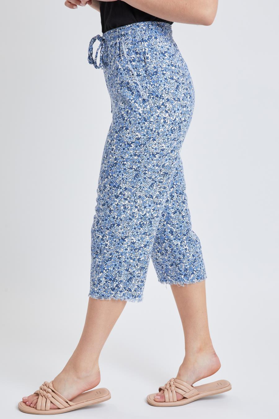 Women Linen Capri Pant With Frayed Pocket And Hem Wc1109Ln