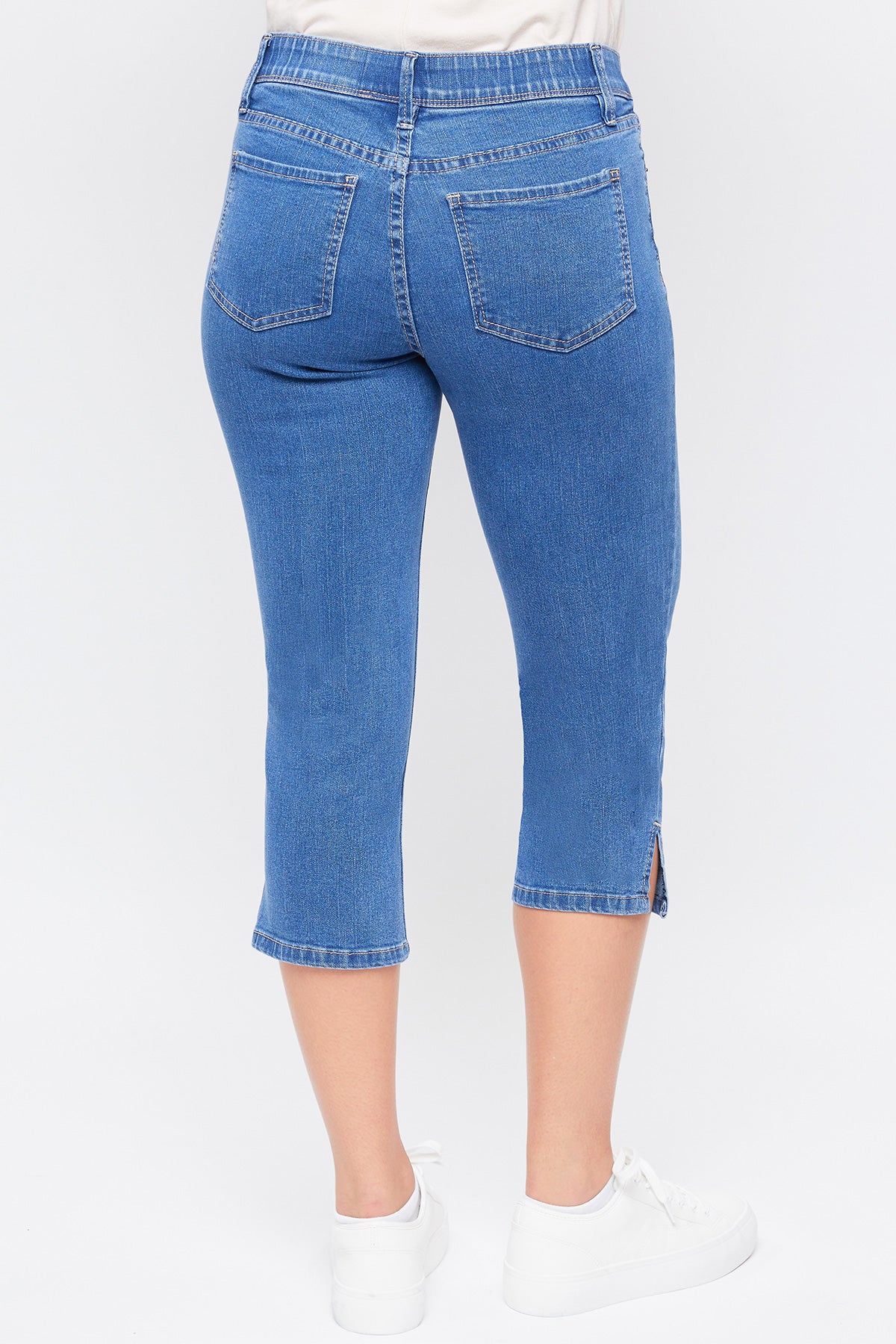 Women's Side Slit Hem Capri Jeans