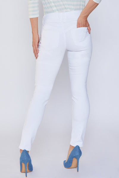 Women's WannaBettaButt 3 Button Skinny Sustainable Jean
